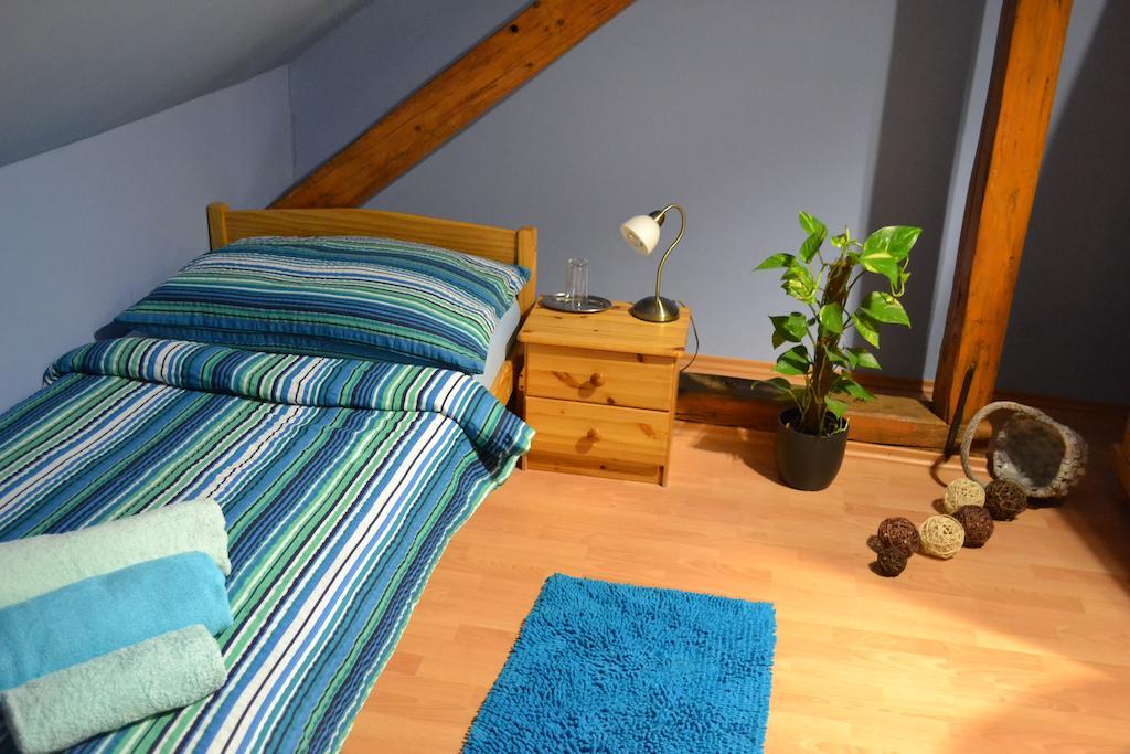 Hotel Byron Zlaté Moravce Zimmer foto